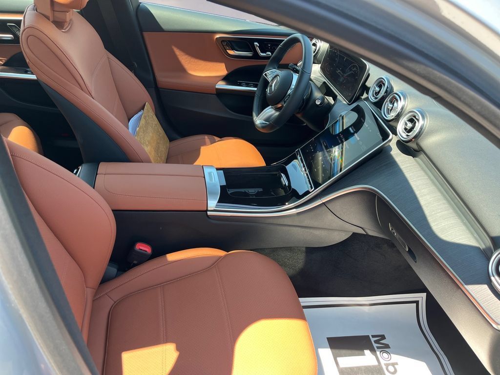 Certified 2026 Mercedes-Benz C 300 4MATIC Sedan image 15