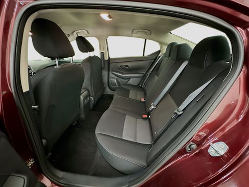 Used 2024 Nissan Sentra SV FWD image 28