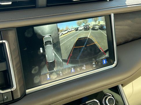 Used 2022 GMC Yukon XL Denali image 27