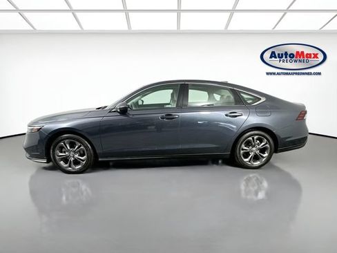 Used 2023 Honda Accord EX image 9