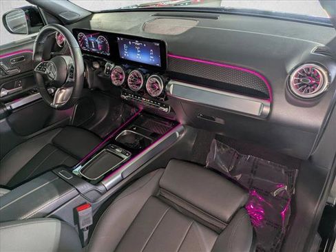 Used 2025 Mercedes-Benz GLB 250 image 19