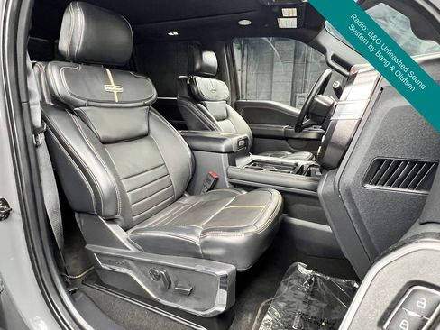 Used 2024 Ford F350 Platinum AWD/4WD image 8