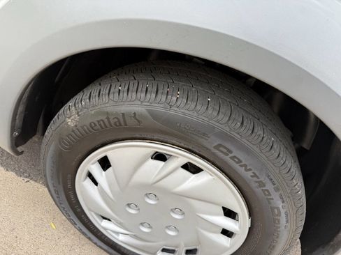 Used 2012 Ford Transit Connect XL image 9