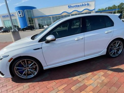 Used 2024 Volkswagen Golf R AWD/4WD image 6