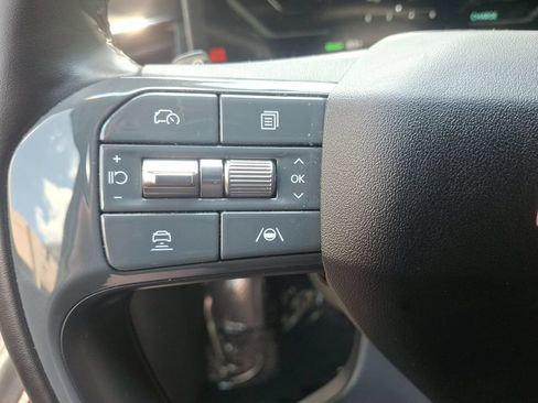 Used 2024 Kia EV9 Land AWD/4WD image 17