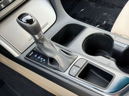 Used 2017 Hyundai Sonata SE w/ Cargo Package image 22