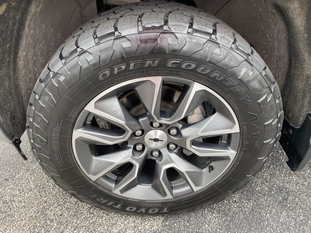 Used 2023 Chevrolet Silverado 1500 RST AWD/4WD image 8