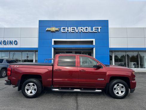 Used 2018 Chevrolet Silverado 1500 LT w/ All Star Edition AWD/4WD image 1