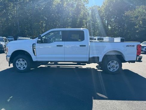 New 2026 Ford F250 XLT image 2