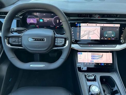 New 2025 Jeep Wagoneer S Launch Edition image 11