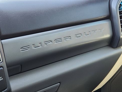 Used 2022 Ford F250 XLT image 18