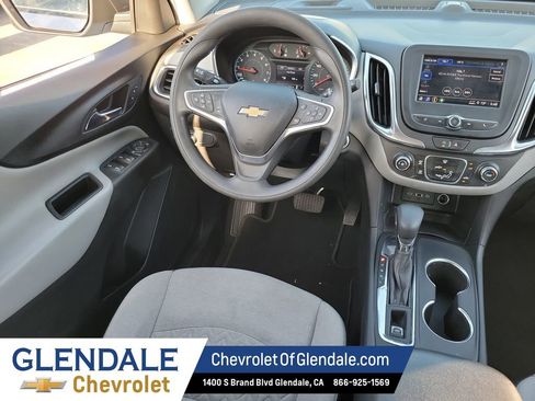 Certified 2022 Chevrolet Equinox LS FWD image 24
