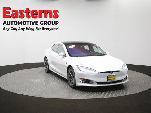 Used 2018 Tesla Model S 100D AWD/4WD image 46