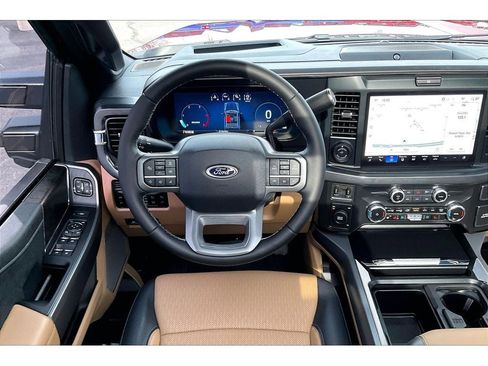 Used 2025 Ford F450 Lariat w/ Lariat Ultimate Package AWD/4WD image 6