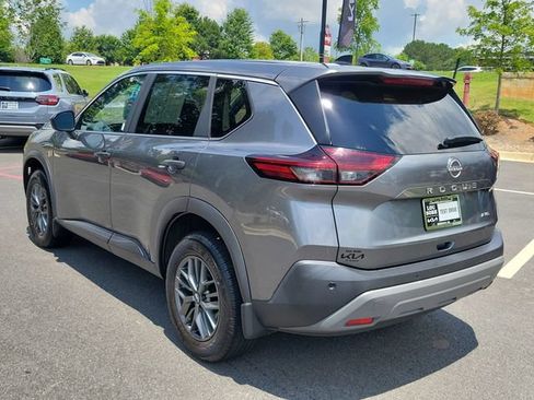 Used 2023 Nissan Rogue S AWD/4WD image 6