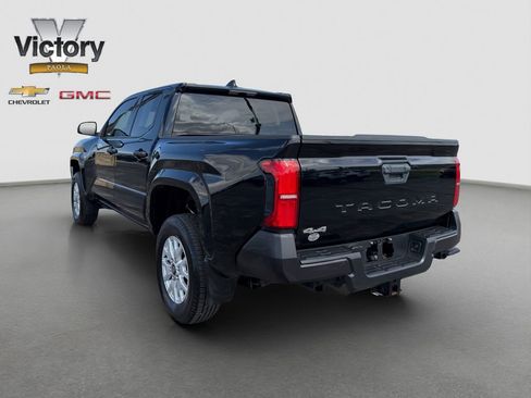 Used 2024 Toyota Tacoma SR AWD/4WD image 4