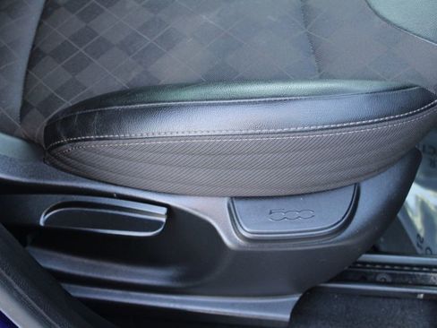 Used 2018 FIAT 500L Pop w/ Popular Equipment Group image 17