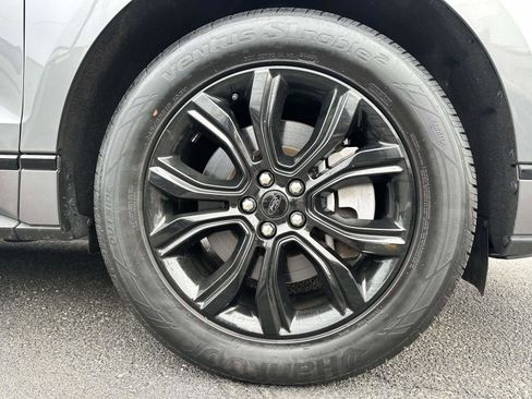 Used 2023 Ford Edge SE w/ Black Appearance Package image 7