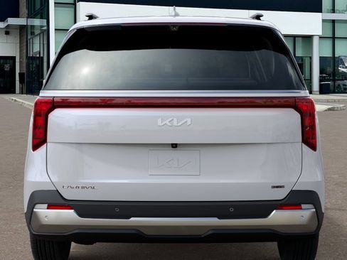 New 2026 Kia Carnival Hybrid FWD image 14