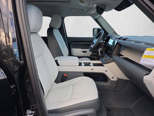 New 2026 Land Rover Defender 110 S AWD/4WD image 10