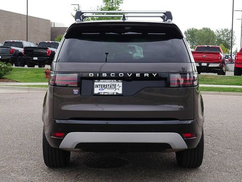 Used 2025 Land Rover Discovery Metropolitan Edition AWD/4WD image 4