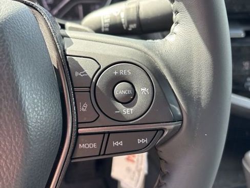 Used 2024 Toyota Camry SE image 24