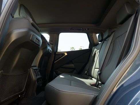 Used 2025 BMW X3 xDrive30i w/ Convenience Package image 22