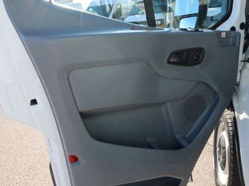 Used 2019 Ford Transit 250 148 High Roof image 9