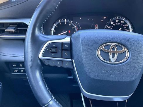 Used 2022 Toyota Highlander Platinum image 23