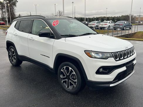 Used 2022 Jeep Compass Limited AWD/4WD image 8