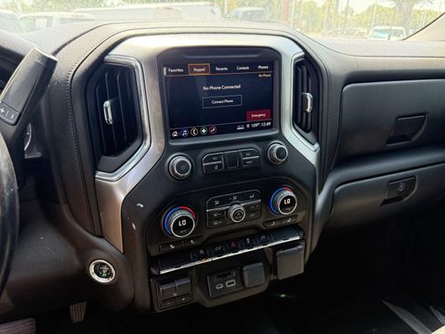 Used 2019 Chevrolet Silverado 1500 LT w/ Texas Edition RWD image 19