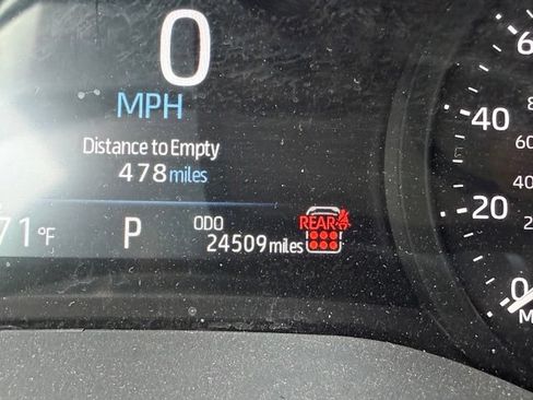 Used 2026 Toyota Sienna XLE FWD image 17