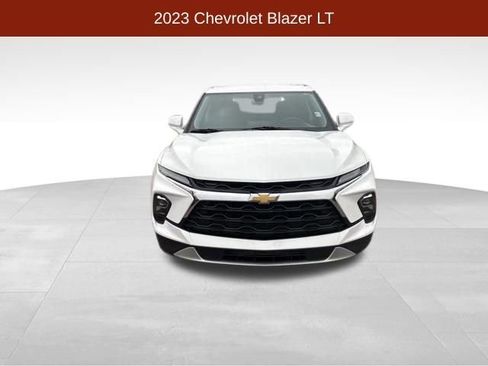 Used 2023 Chevrolet Blazer LT w/ Convenience Package image 2