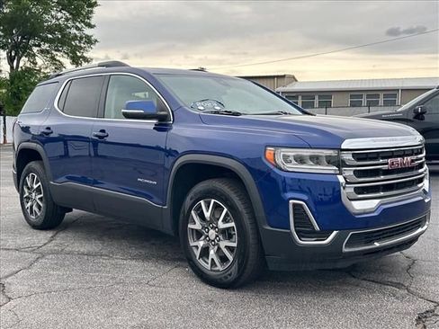 Certified 2023 GMC Acadia SLE w/ Driver Convenience Package AWD/4WD image 1