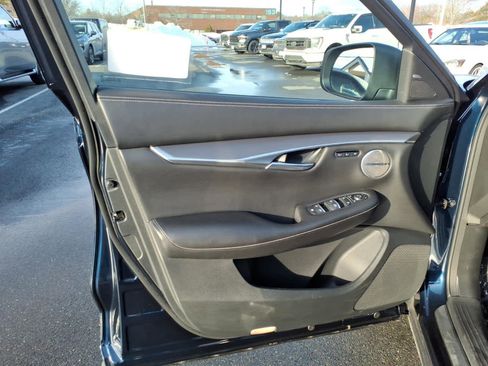 Certified 2023 INFINITI QX50 Luxe image 13