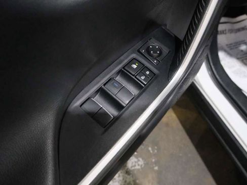 Used 2020 Toyota RAV4 XSE image 18