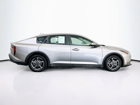 Used 2025 Kia K4 LXS image 10