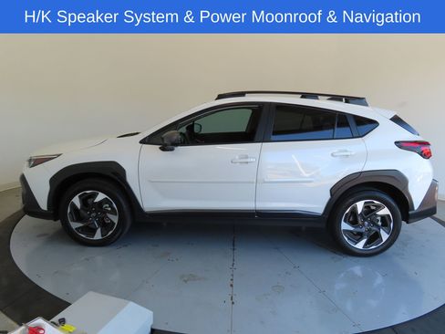 Used 2025 Subaru Crosstrek 2.5i Limited w/ Crosstrek Mirror Package image 9