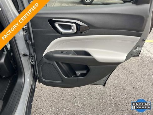 Certified 2022 Jeep Compass Limited image 20