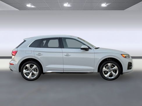 Used 2021 Audi Q5 Premium Plus w/ Premium Plus Package image 7