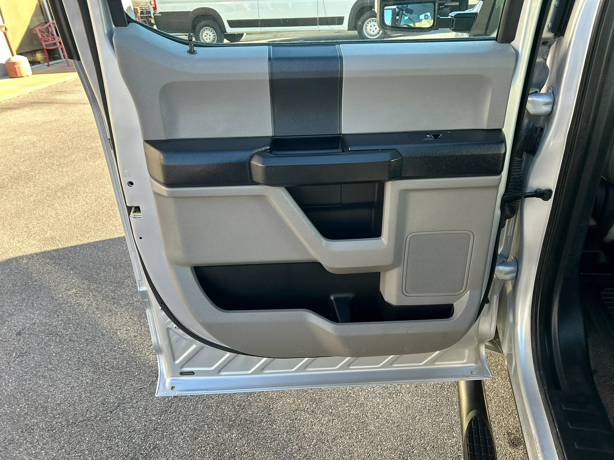 Used 2019 Ford F250 XL w/ Power Equipment Group RWD image 24