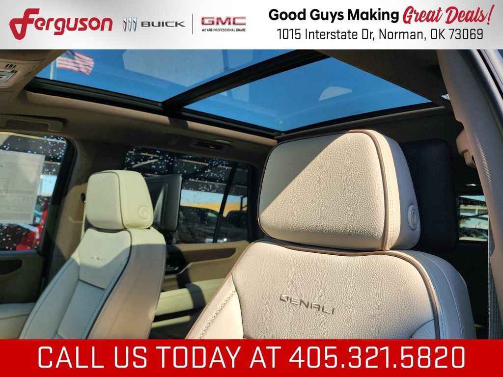 New 2026 GMC Yukon Denali w/ Denali Reserve Package AWD/4WD image 16