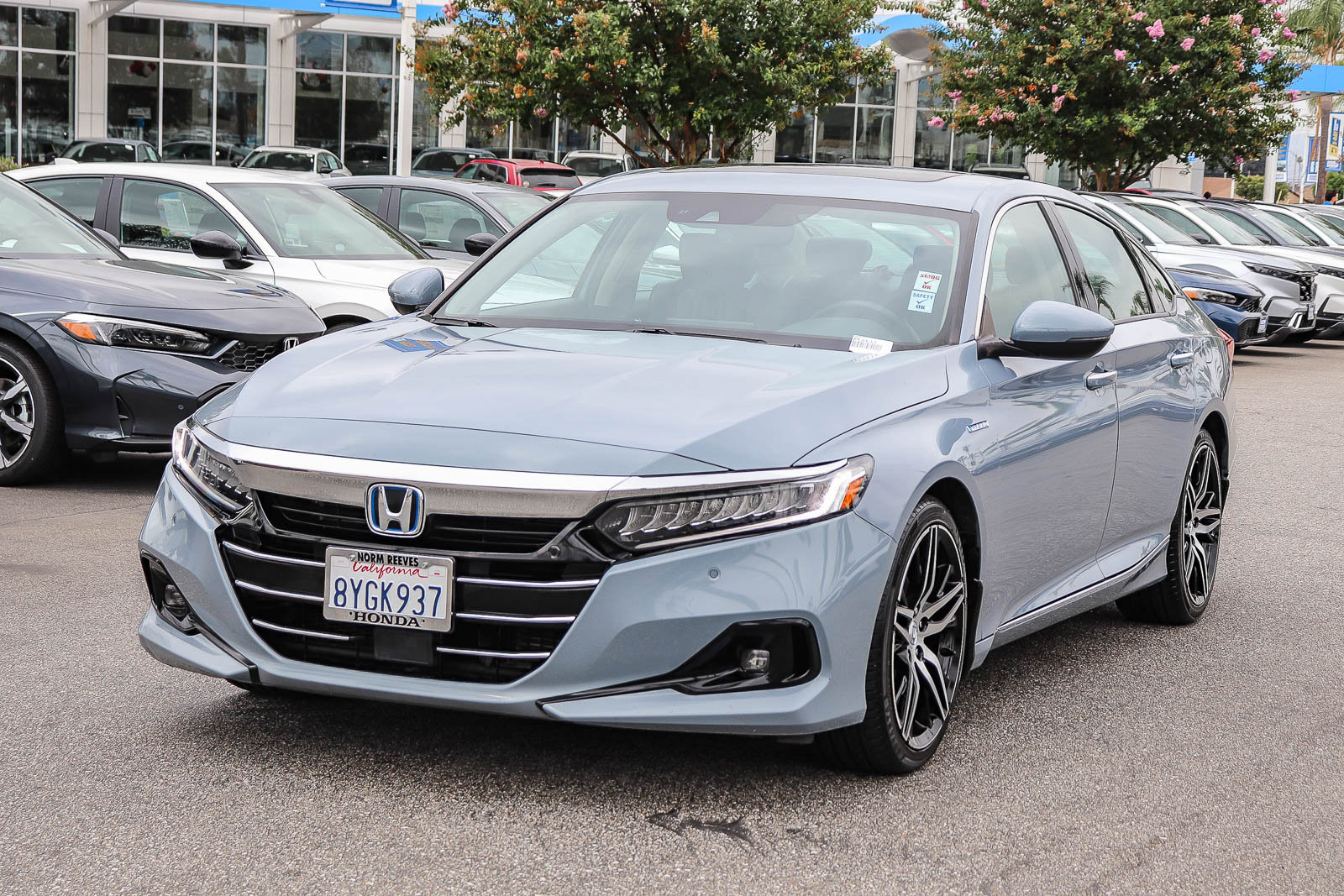 Used 2021 Honda Accord Touring image 3