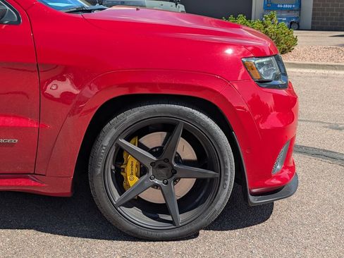 Used 2018 Jeep Grand Cherokee Trackhawk w/ Trailer Tow Group IV AWD/4WD image 9