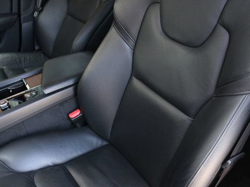 Used 2024 Volvo S60 B5 Plus FWD image 7