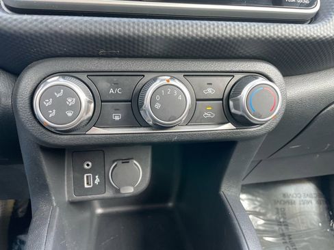 Used 2023 Nissan Kicks S image 11