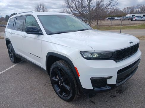 Used 2024 Jeep Grand Cherokee L Limited w/ Black Appearance Package image 1