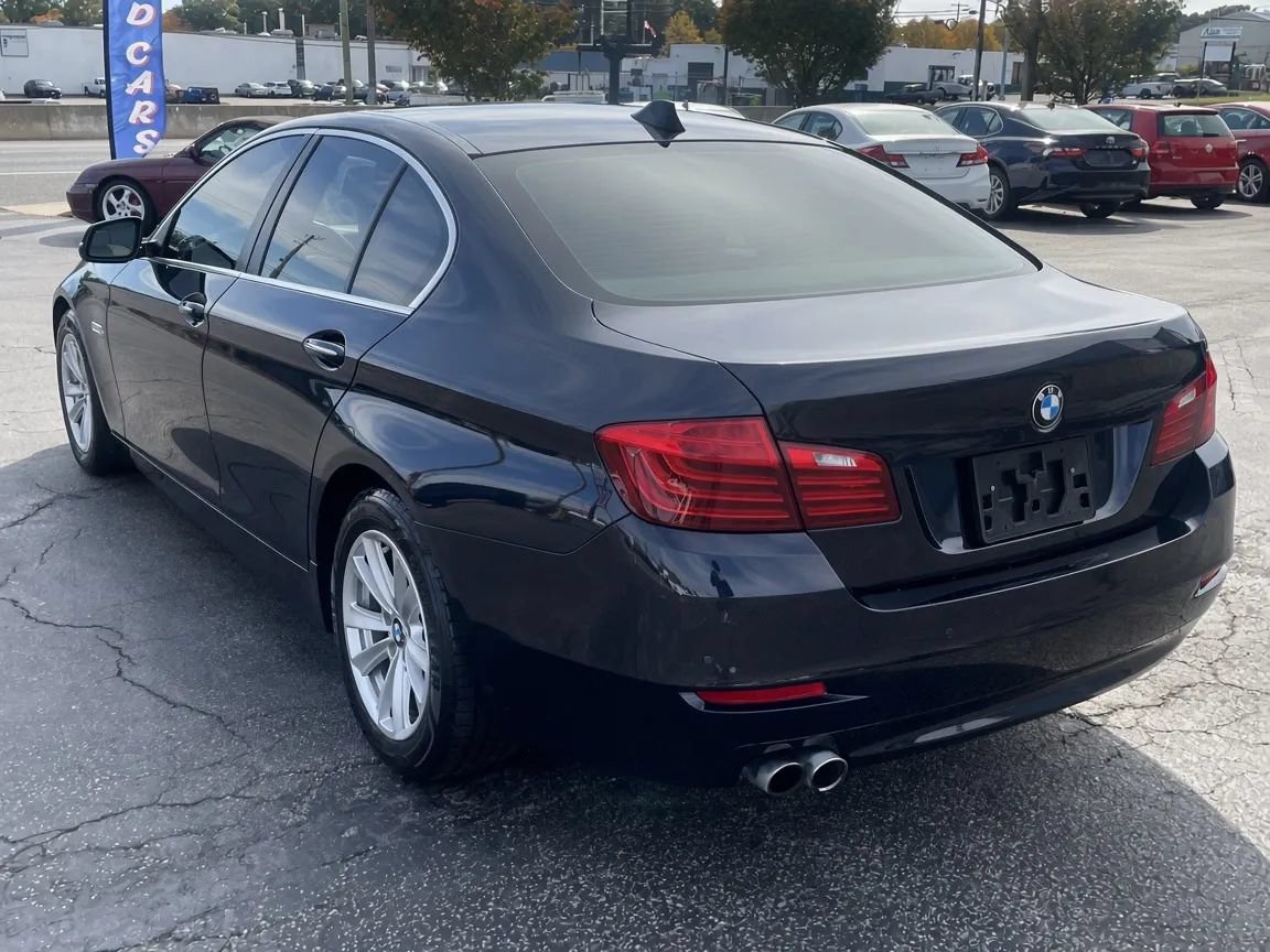 Used 2015 BMW 528i xDrive Sedan AWD/4WD image 7