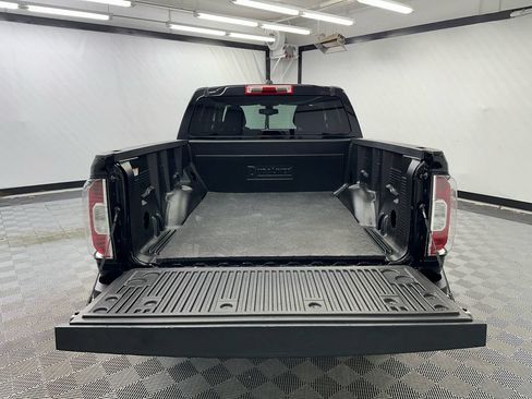 Used 2019 GMC Canyon SLE RWD image 18