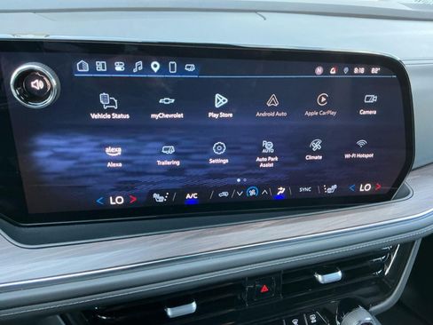 Used 2025 Chevrolet Tahoe Z71 AWD/4WD image 18